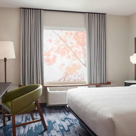 Fairfield By Marriott Inn & Suites בטביה מראה חיצוני תמונה